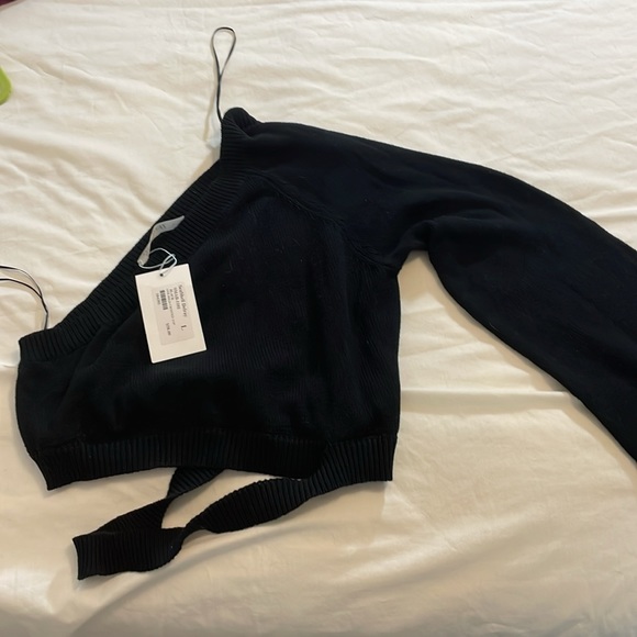 SeaShell Delray one shoulder cropped black sweater knit NWT - Picture 2 of 7